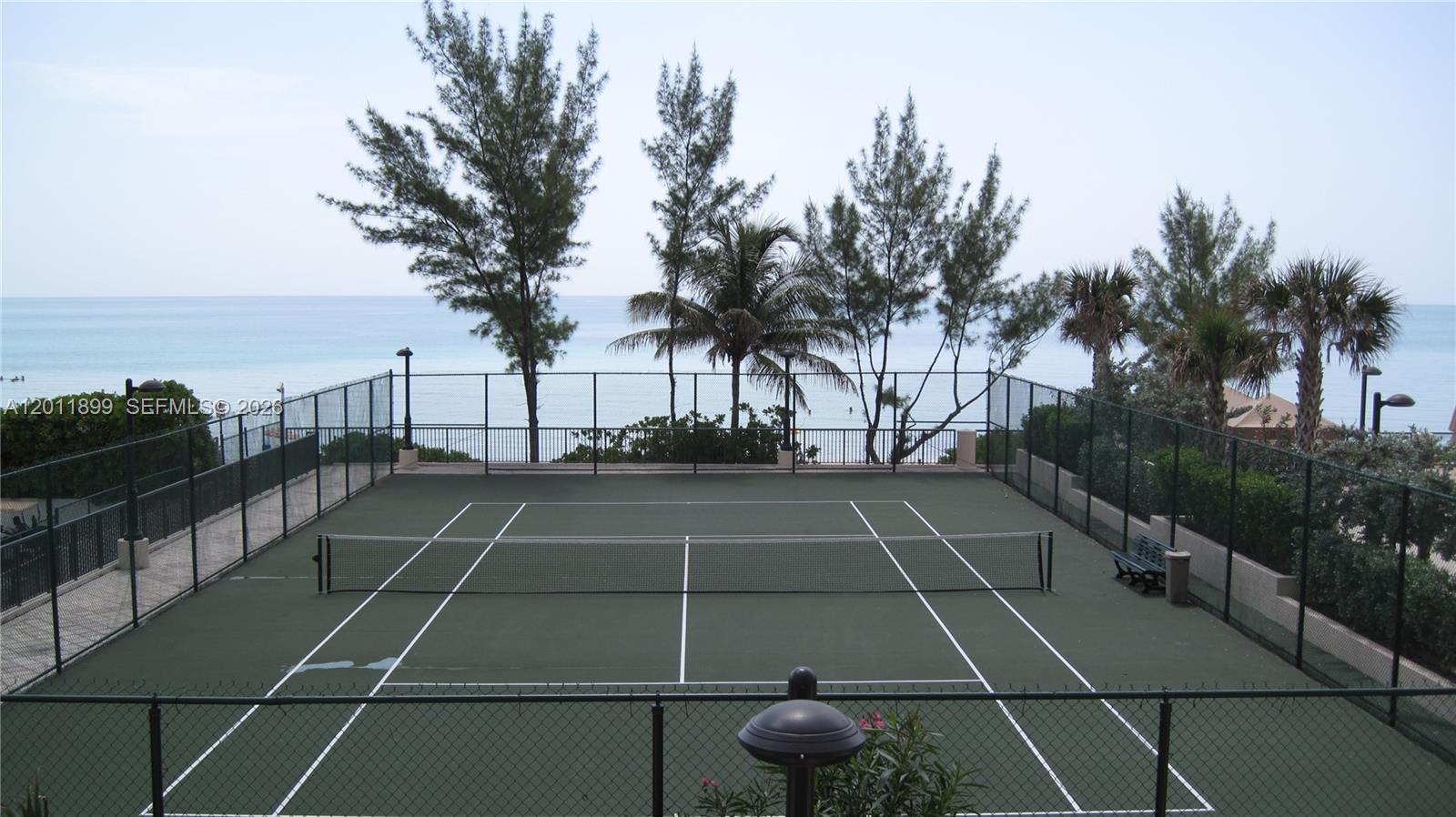 Image 1: Direct Ocean Front!    "Tennis Heaven!"