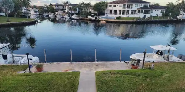 1170 San Pedro Ave