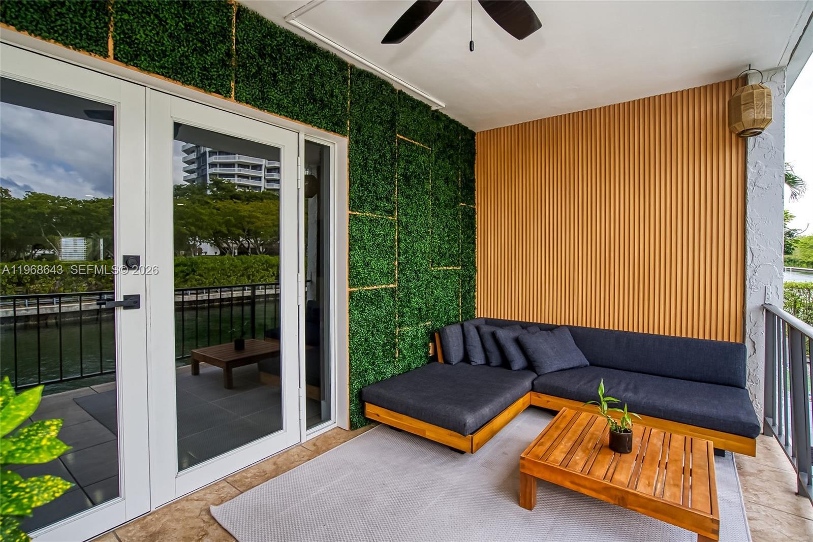 Image 4: First Floor Balcony