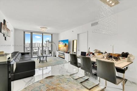300 Sunny Isles Blvd