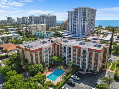 400 N Riverside Dr