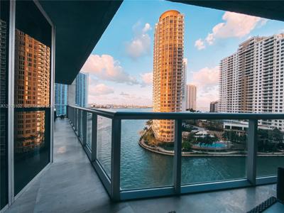 465 Brickell Ave