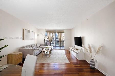 420 NE 12th Ave