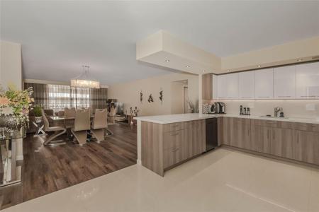600 Three Islands Blvd