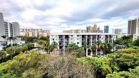 17021 N Bay Rd