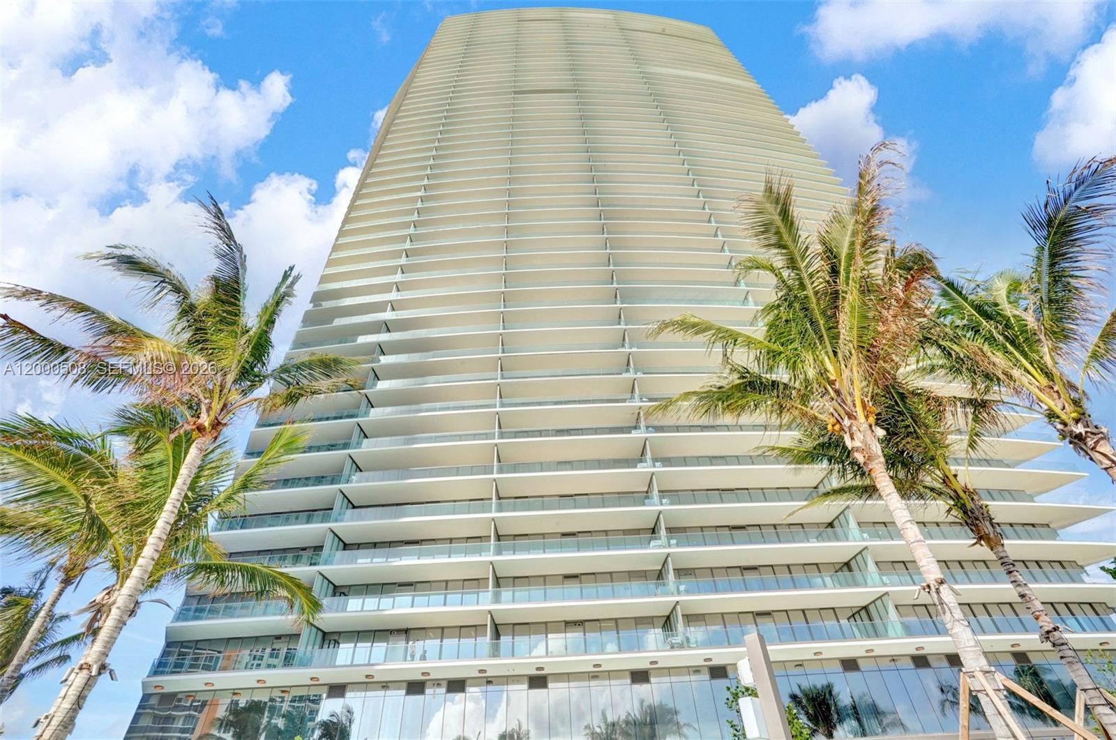 Image 2: ARMANI CASA