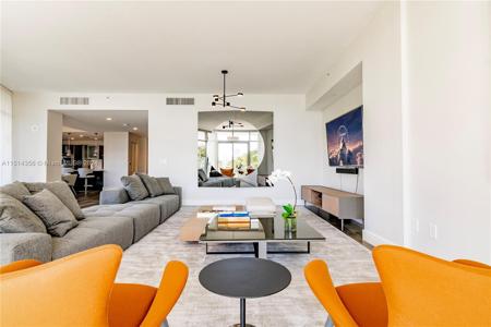6101 Aqua Ave