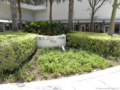 7135 Collins Ave