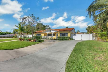 19353 W Indies Ln