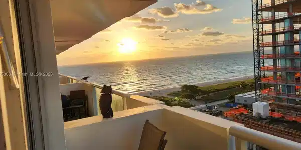 9195 Collins Ave Unit 910