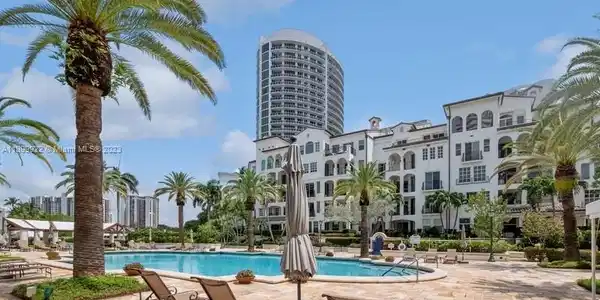 3700 Island Blvd