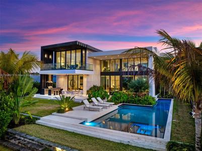 478 Tamarind Dr