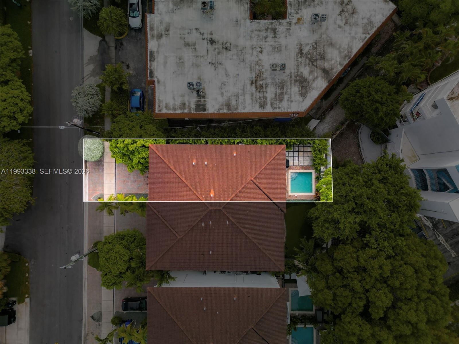 Image 3: TOWNHOUSE BOUNDARIES
