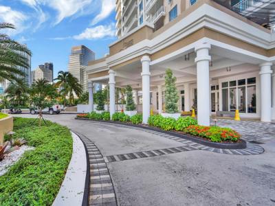 801 Brickell Key Blvd