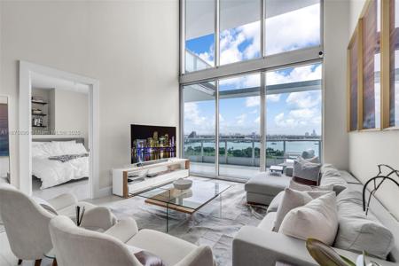 900 Biscayne Blvd