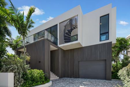 291 Palm Ave