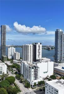 2275 Biscayne Blvd