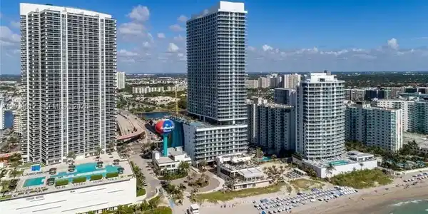 4111 S Ocean Dr