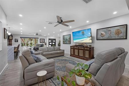 15445 Old Cutler Rd