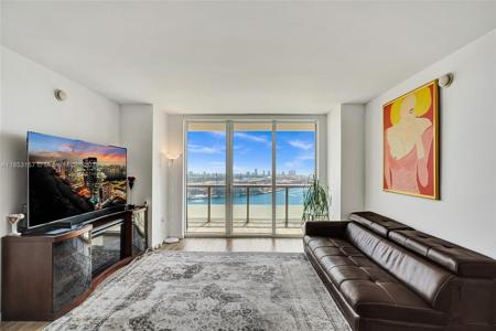 50 Biscayne Blvd