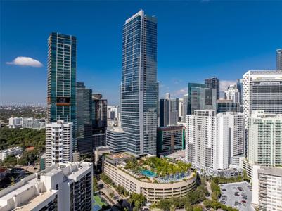 1435 Brickell Ave