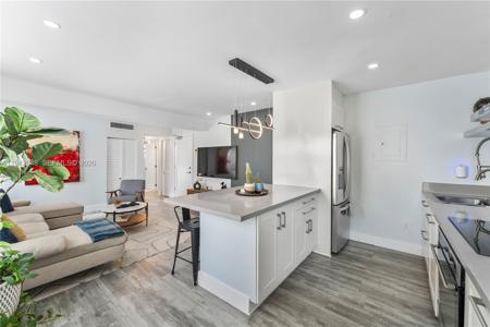 1308 SW Drexel Ave