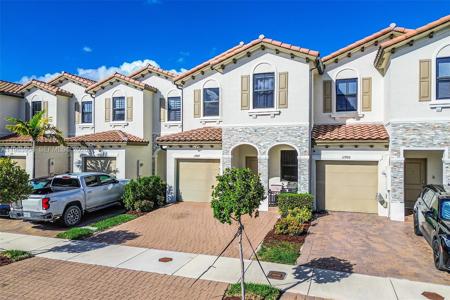 11907 SW 247th Ter