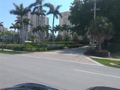 840 S Collier Boulevard