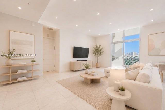 Image 3: Virtual Staging