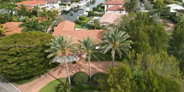 1117 Bella Vista Ave