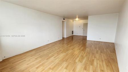 7441 Wayne