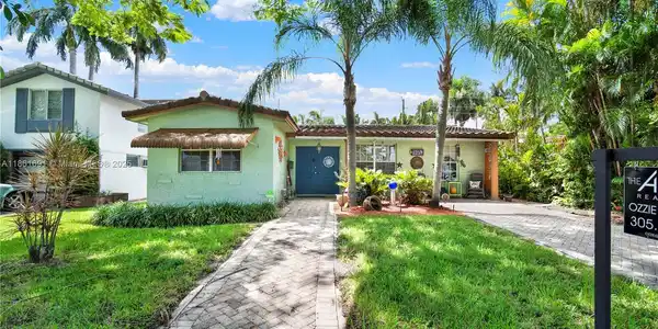 1214 Polk St