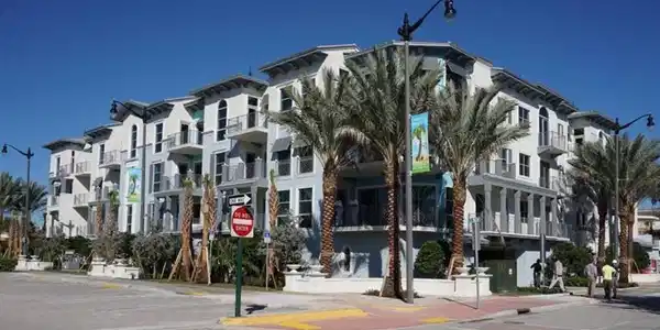 4511 EL MAR
