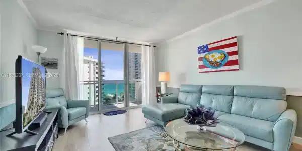 3000 S Ocean Dr