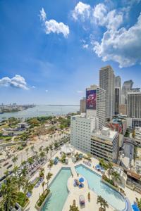 244 Biscayne Blvd