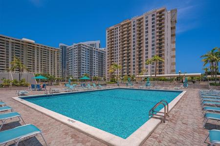 1865 S Ocean Dr