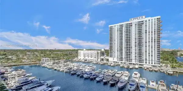 17211 Biscayne Blvd BS-10