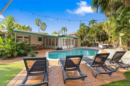 1344 Seabreeze Blvd