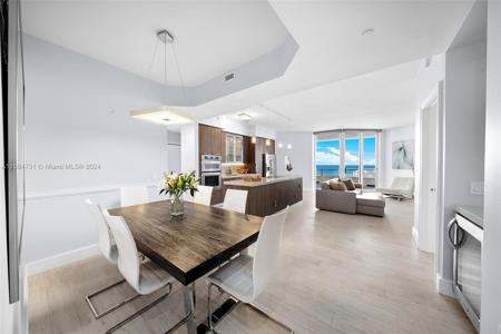 4775 Collins Ave