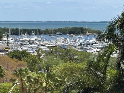 2627 S Bayshore Dr