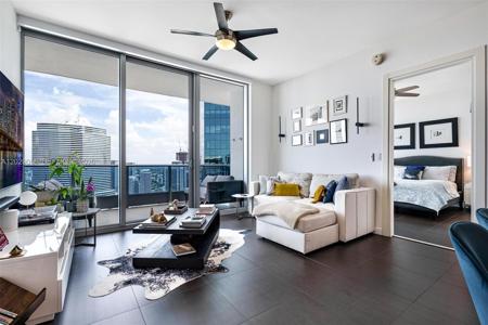 200 Biscayne Boulevard Way