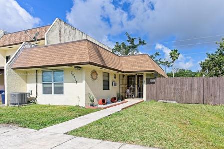 28017 SW 143rd Ct