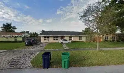 9261 SW 183rd Ter