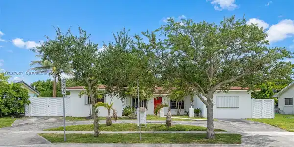 9110 Caribbean Blvd