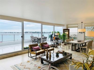 1541 Brickell Ave