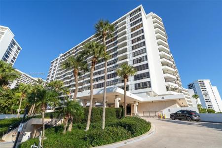 500 Three Islands Blvd