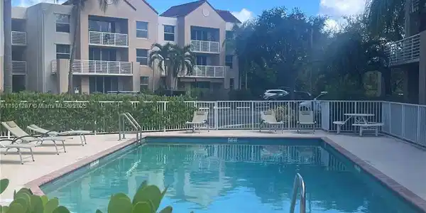 2731 Ocean Club Blvd