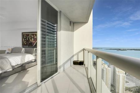475 Brickell Ave