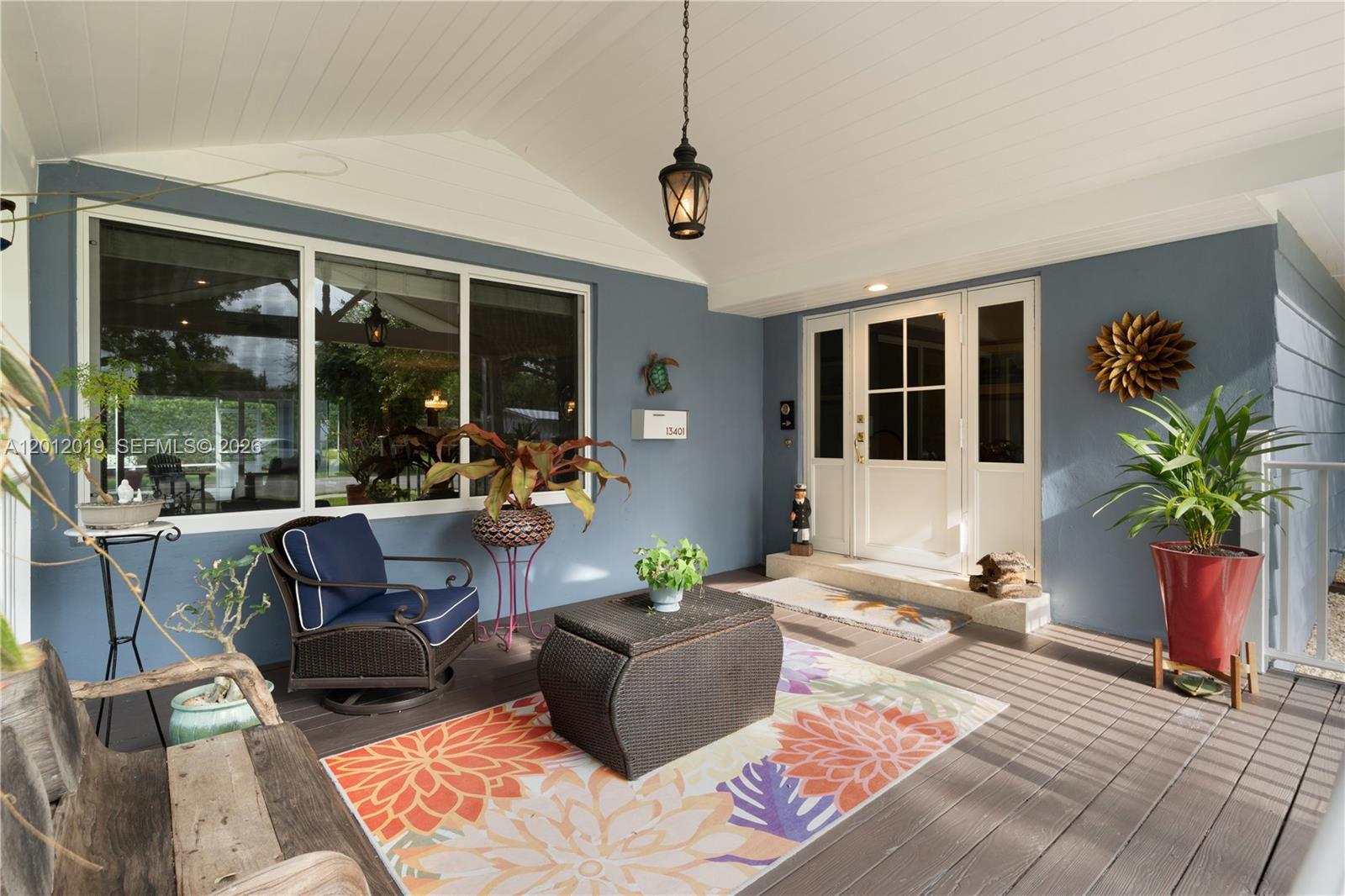 Image 2: Porch