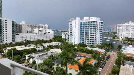1621 Bay Rd